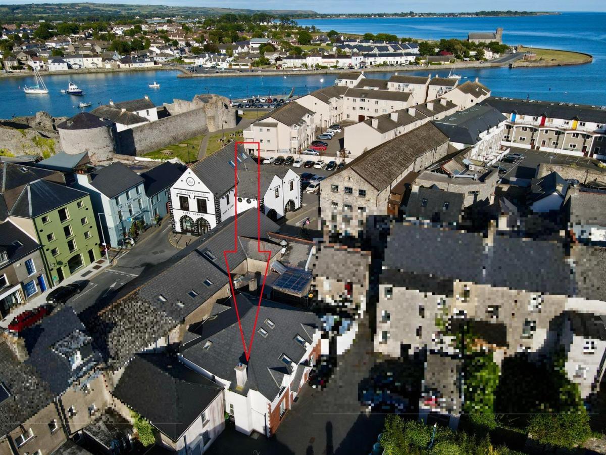 Ferienhaus Two Bedroom Townhouse In The Heart Of Dungarvan